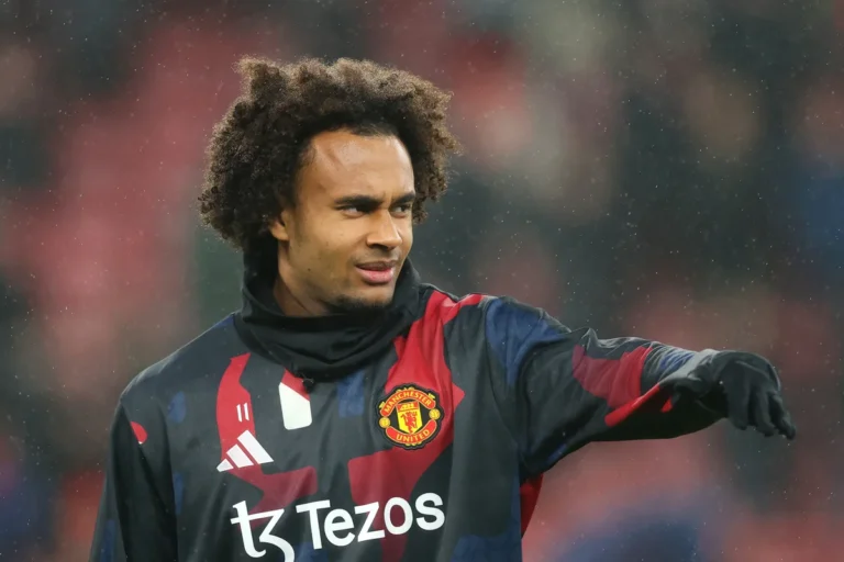 Juventus Offers €30m for Zirkzee, Eyes Newcastle United Striker as Backup Plan