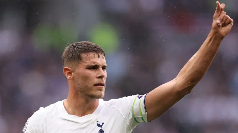 Micky van de Ven Encourages Tottenham Hotspur to Focus on Positives Amid Tough Start