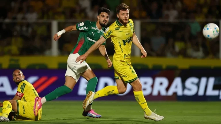 Palmeiras Fights Hard Against Mirassol to Avoid Disaster Palmeiras Fights Hard Against Mirassol to Avoid Disaster