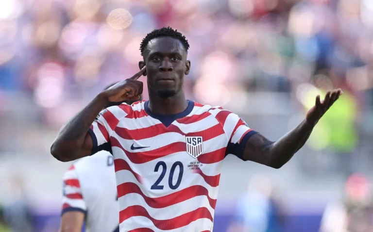 Monaco Sets Asking Price for Everton Target Folarin Balogun