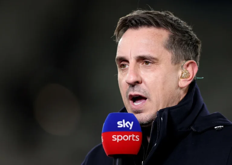 Garry Neville Warns Andoni Iraola About Liverpool Transfers: 'It Will Cost Him'