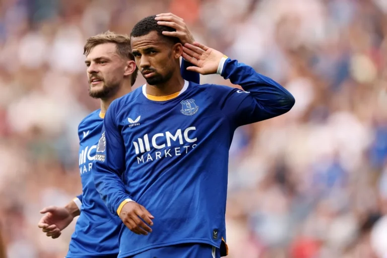 Manchester City Seeks to Strengthen Attack with New Signings