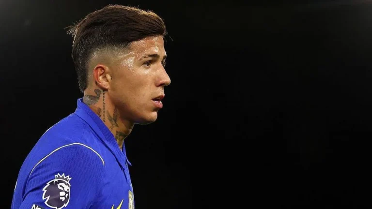 Clubs Prepare for Crucial Fernandez Discussions