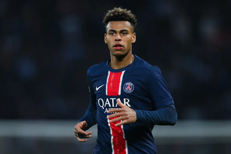 PSG एक प्रमुख खिलाड़ी के साथ जल्द समझौते की तैयारी में, 3 स्टार्स के साथ अनुबंध पर बातचीत जारी