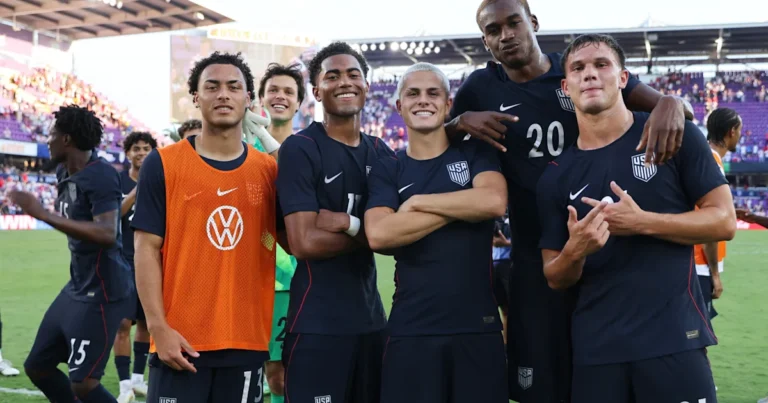 USA vs Mexico: लाइव मैच कहां देखें, स्ट्रीमिंग, टीम न्यूज़ और प्रेडिक्शन USA vs Mexico: लाइव मैच कहां देखें, स्ट्रीमिंग, टीम न्यूज़ और प्रेडिक्शन