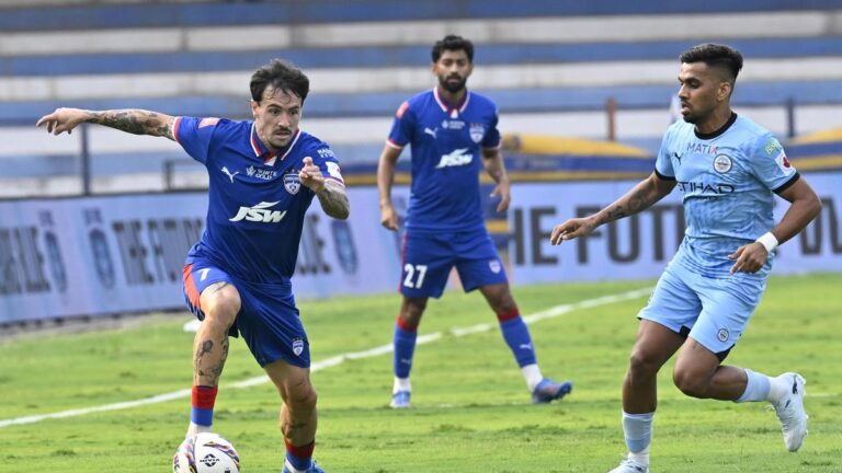 ഐഎസ്എൽ 2026-27: ഡൽഹിക്കെതിരെ ബെംഗളൂരു എഫ്‌സിക്ക് ജയം; വിജയഗോൾ കോച്ചിന്റേത്