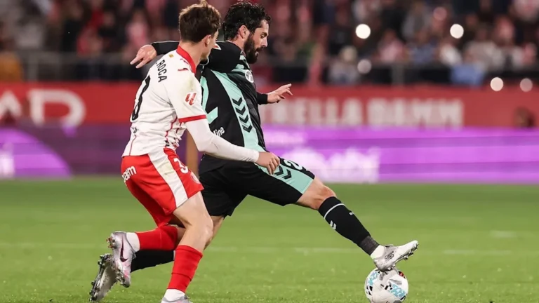 Real Betis score five as Isco brace beats Osasuna